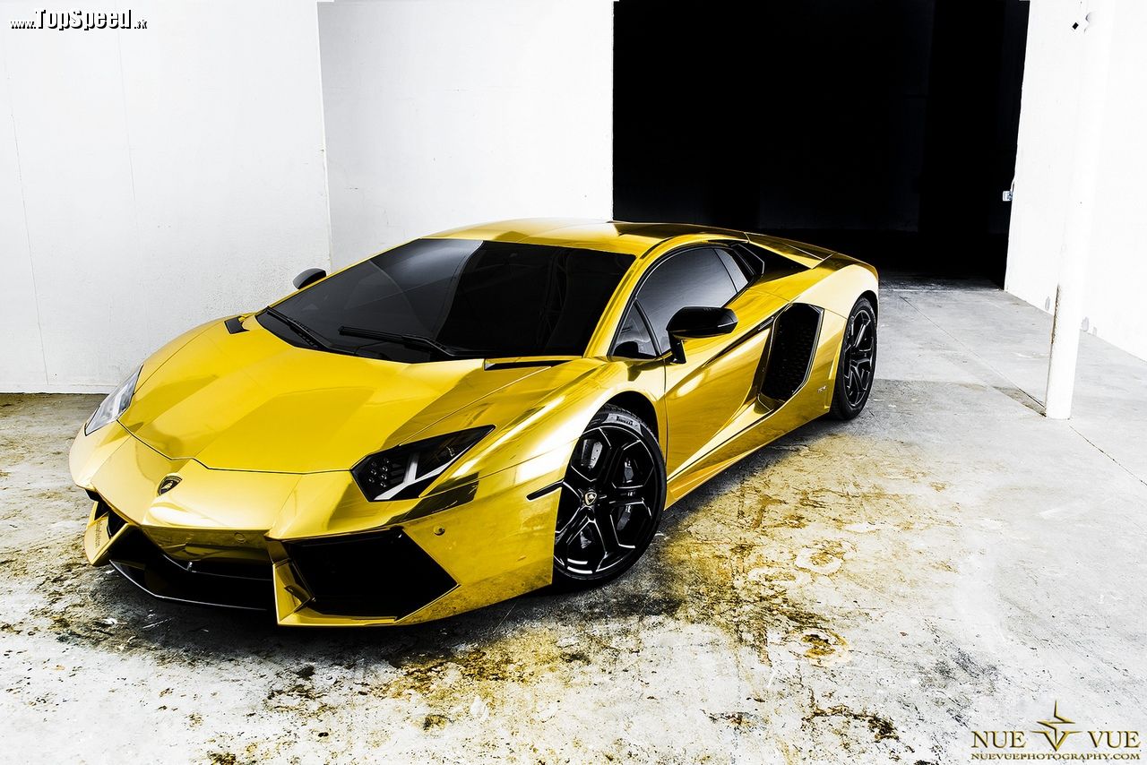 Lamborghini Aventador