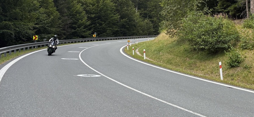 Nová dopravná značka v Česku: Môže zachrániť život motocyklistom!