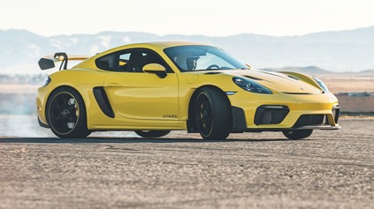PORSCHE PREDĹŽI ŽIVOTNOSŤ CAYMANU A BOXSTERU SO SPAĽOVACÍMI MOTORMI! PURISTI NEOSLAVUJÚ