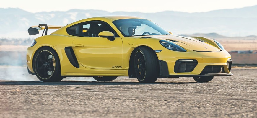 Porsche predĺži životnosť Caymanu a Boxsteru so spaľovacími motormi! Puristom ale praskne žilka