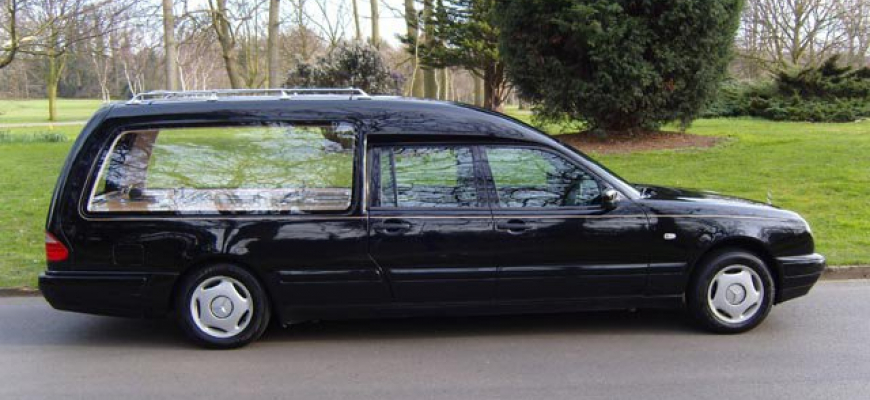 Video: Ako driftuje pohrebák?
