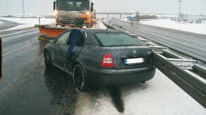 MÔŽETE PREDBIEHAŤ SYPAČE NA DIAĽNICI?