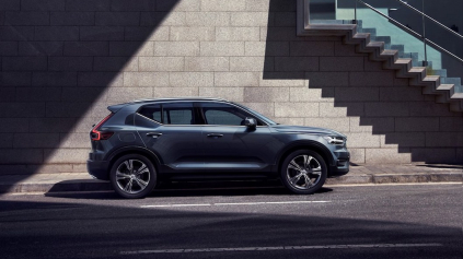 STAČÍ TROJVALEC VOLVO PRE XC40 S VIAC AKO 1,6 TONY?