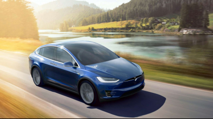 Elon Musk tvrdí, že plne autonómne auto príde už o dva roky