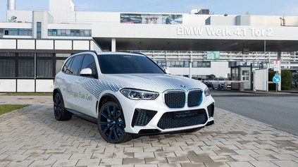 Sériové vodíkové BMW príde budúci rok, aj keď len v obmedzenom množstve