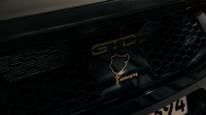 FORD MUSTANG GTD SA VRÁTIL DO ZELENÉHO PEKLA. SVOJ STARÝ ČAS PREKONAL O VIAC AKO 5 SEKÚND!