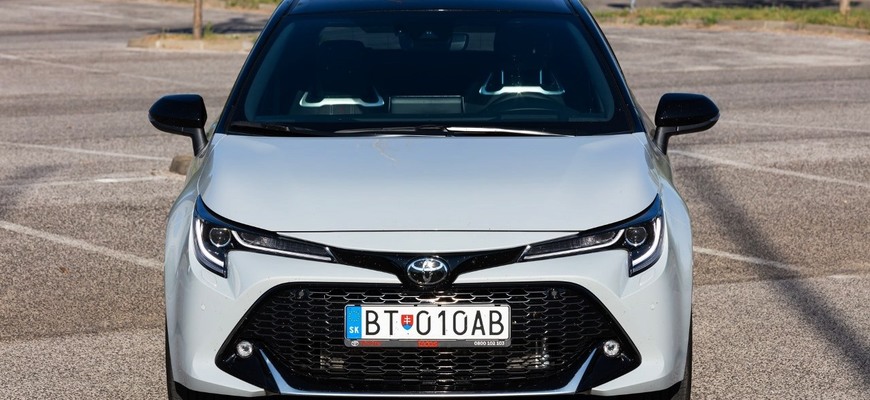 Test Toyota Corolla 2.0 Hybrid: Odpovede na otázky čitateľov