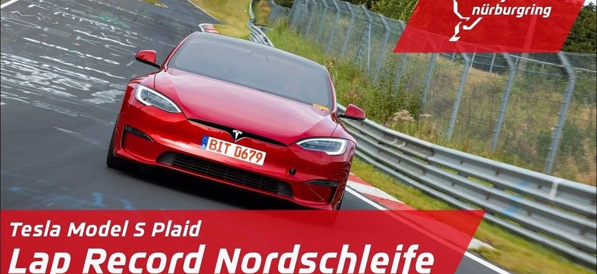 Tesla Model S Plaid vymazala na Nürburgringu rekord Porsche Taycan Turbo S o viac ako 8 sekúnd