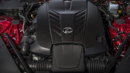  PLÁNUJE LEXUS V8 MOTORY? ZDÁ SA, ŽE HNEĎ NIEKOĽKO