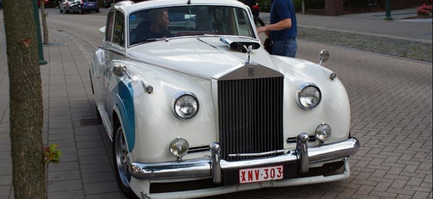 Znehodnotená klasika: Otuzený Rolls Royce Silver Cloud II