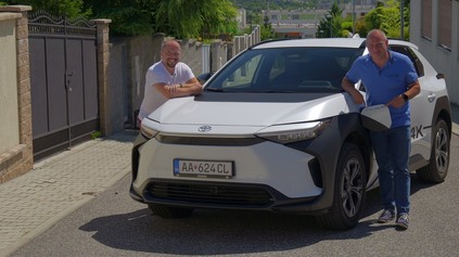 TEST TOYOTA BZ4X FWD - PREJDE DOSŤ? JE RODINNÁ?