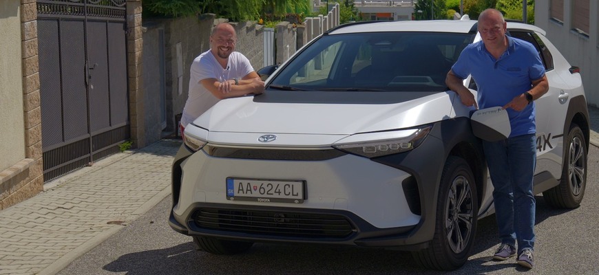 Test Toyota bZ4X FWD - prejde dosť? je rodinná?