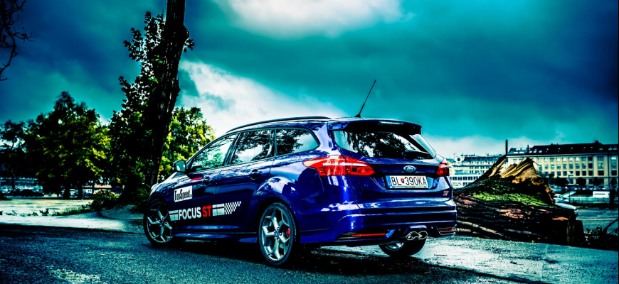 Test: Ford Focus ST combi TDCI