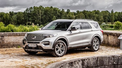 FORD EXPLORER PLUG-IN HYBRID PRÍDE NA SLOVENSKO. V DECEMBRI PREZRADÍ SVOJU CENU