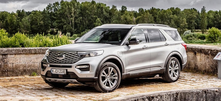 Ford Explorer Plug-in Hybrid príde na Slovensko. V decembri prezradí svoju cenu