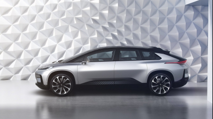 Faraday Future má až 1050 koňový elektromobil! Už berie objednávky