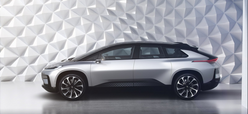 Faraday Future má až 1050 koňový elektromobil! Už berie objednávky