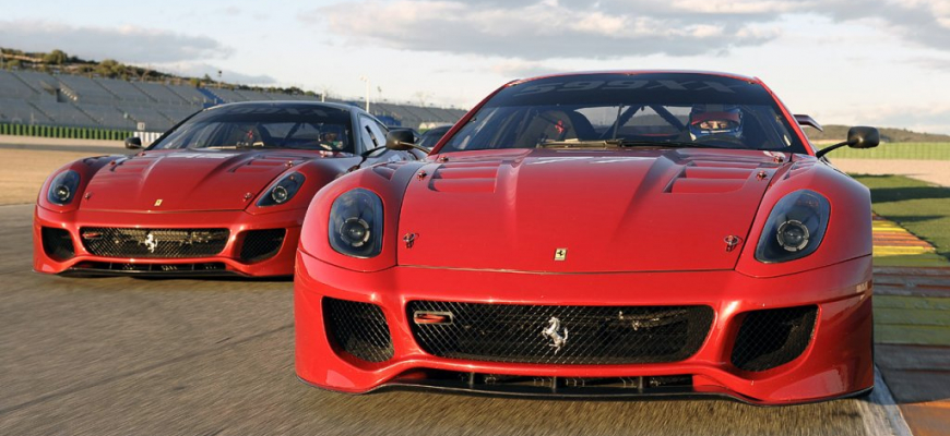 Video: Ferrari 599XX na trati