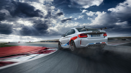 BMW M2 Competition dostalo M Performance diely