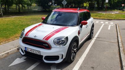 Testujeme MINI Countryman JCW. Čo vás zaujíma?