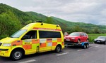 Sanitka ako odťahovka? Policajti neverili čo viezla na diaľnici