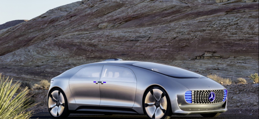 Chcete vidieť budúcnosť áut? Ľudia z Mercedesu vám ukážu ako to vidia oni
