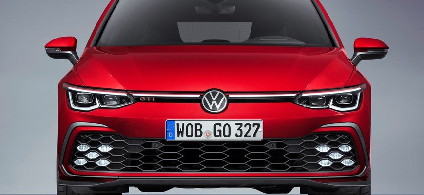 Problémový eCall systém opäť funguje, VW obnovil dodávky Golfov VIII