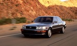 Lexus LS 400 bol prvé auto vtedy novej a prvej luxusnej japonskej značky