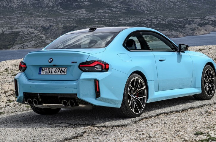 NOVÉ BMW M2 XDRIVE OFICIÁLNE. NA CESTÁCH PÔJDE PREDOVŠETKÝM PROTI AUDI RS 3