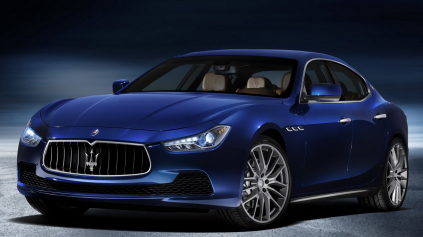 MASERATI GHIBLI PRVÝ RAZ NA ULICI, VYZERÁ LEPŠIE NEŽ NA FOTKÁCH