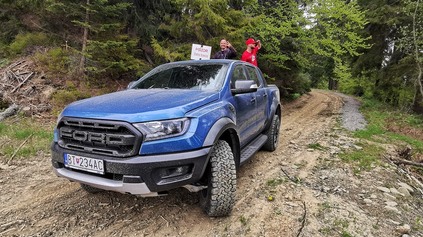 TEST FORD RANGER RAPTOR: VÝBORNÝ S VÝHRADOU