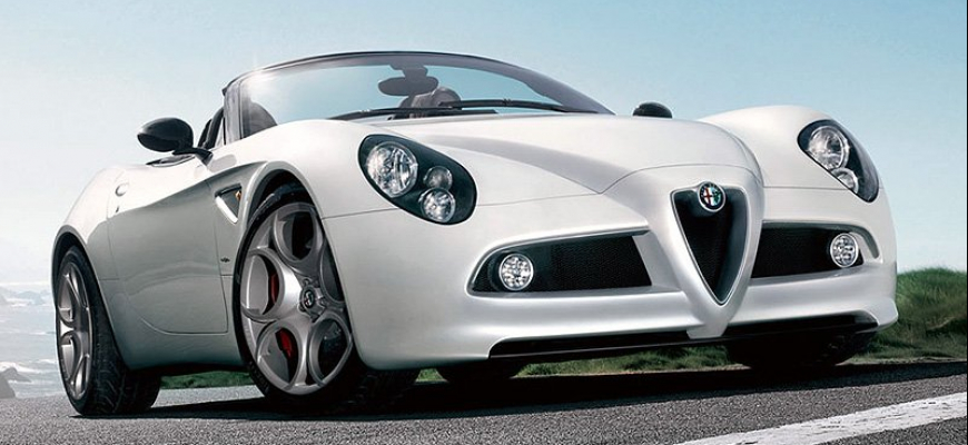 Video: Alfa Romeo 8C Spider