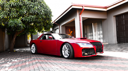 JUHOAFRIČAN SI POSTAVIL ŠPORTIAK, O KTOROM OD DETSTVA SNÍVAL