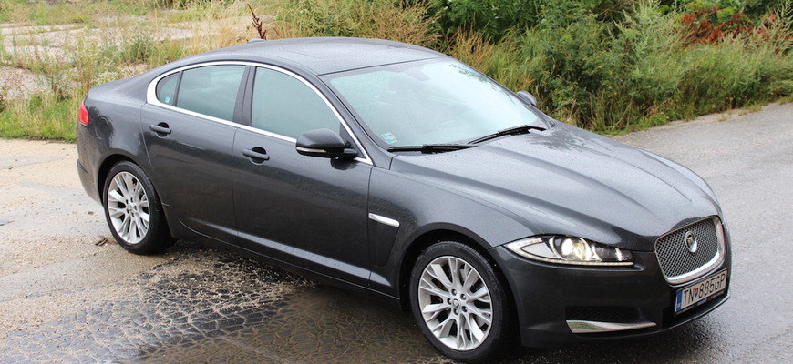 Práve testujeme jazdený Jaguar XF (X250), čo vás zaujíma?