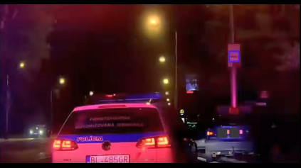 Vodiči v stále väčších extrémoch? Naháňačka v Bratislave s nehodou