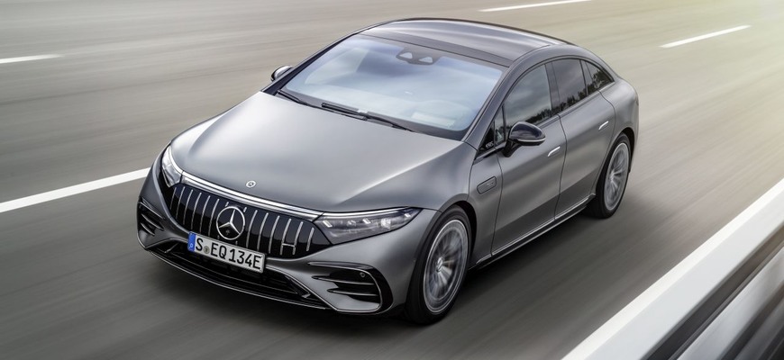 Nový Mercedes-AMG EQS 53 4MATIC+ dostal 761 elektrických koní. Stovku dá za 3,4 sekundy