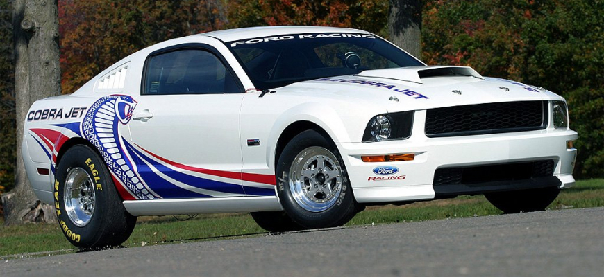 Ford Mustang Cobra Jet - nie len motorky chodia po zadnom