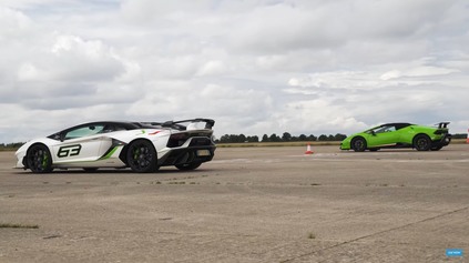 Drag race Lamborghini Huracán proti Aventador SVJ