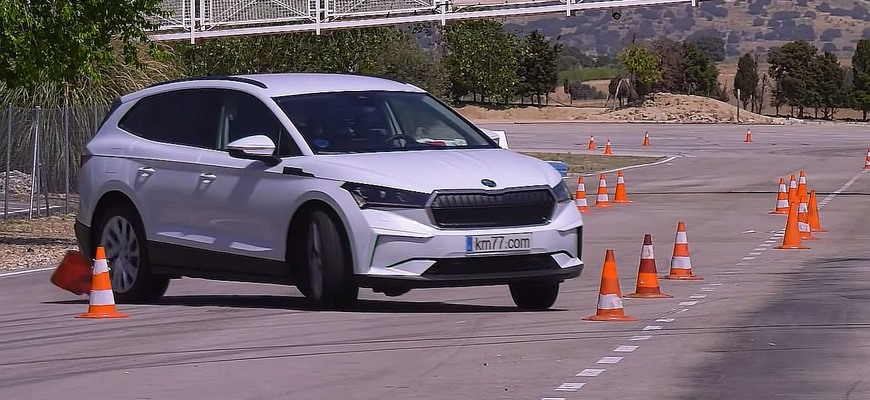 Škoda Enyaq iV si v losom teste príliš nešplhla. Dopadla ešte horšie než nemecký ekvivalent