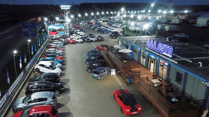 V AAA Auto predali od začiatku roka rekordných 66 672 áut. Tretinu predajov tvoria SUV