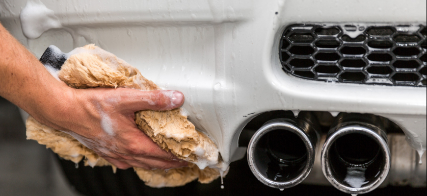 Je možné auto umývaním poškodiť, či zodrať?
