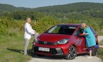 Test 2023 Honda Jazz - jazdí za 4, praktická je za 5