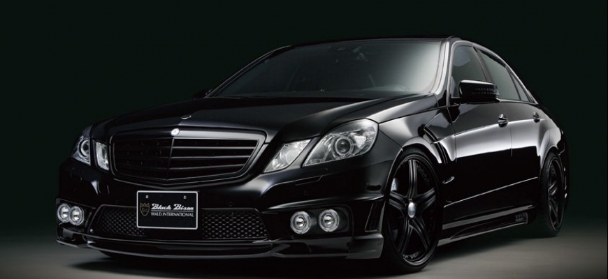 Masaker po japonsky: Wald Design Mercedes E63 Black Bison