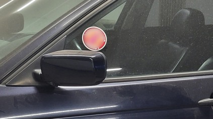 CHCETE BYŤ HVIEZDOU INTERNETU? STAČÍ ZAPARKOVAŤ TAKTO A VULGÁRNA NÁLEPKA JE VAŠA