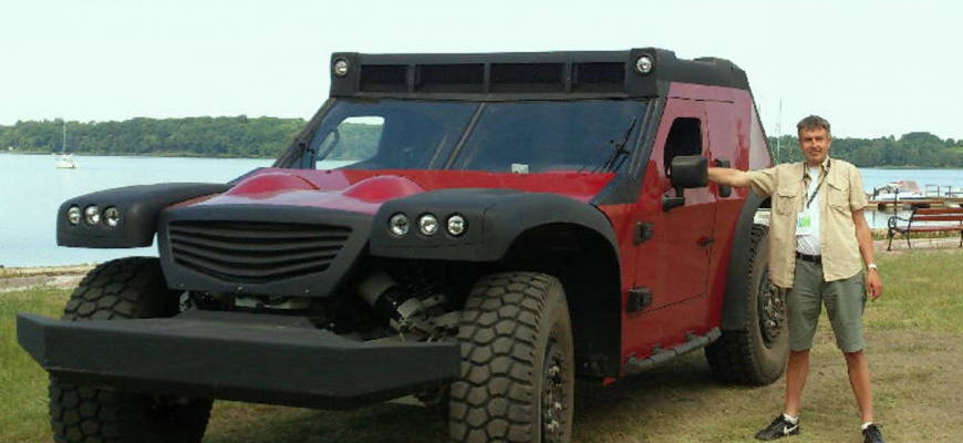 Offroad z Poľska Funter 4x4x4 má hnané a riadené všetky kolesá