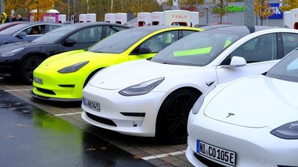 Koniec elektrickej revolúcie? Po znížení dotácií spadol v Nemecku predaj batériových áut o 83 %