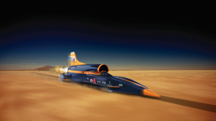 Bloodhound SSC chce prekonať hranicu 1000 MPH (1609 km/h)