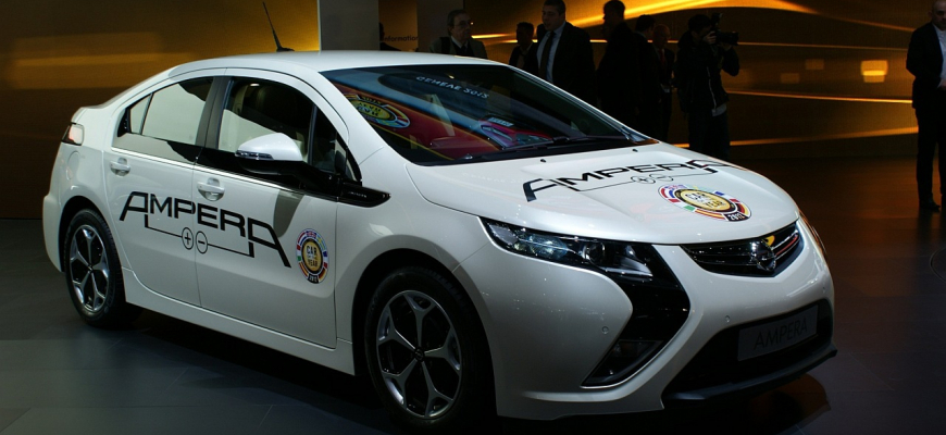 Ženeva 2012: Auto roka 2012 je Opel Ampera/Chevrolet Volt