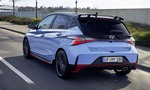 Prechod športových modelov Hyundai N k elektrickému pohonu zastavili. Vrátia im spaľováky