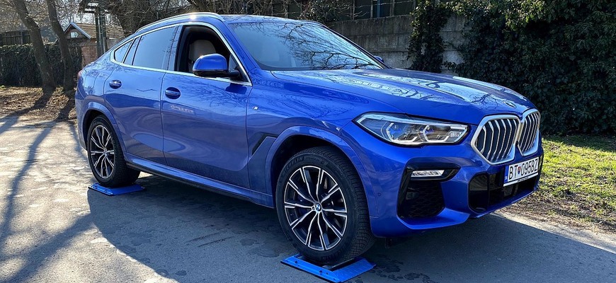 BMW X6 xDrive30d 4x4 test